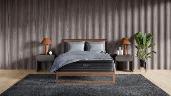 BRB 22 Beautyrest Black B - CLASS Medium